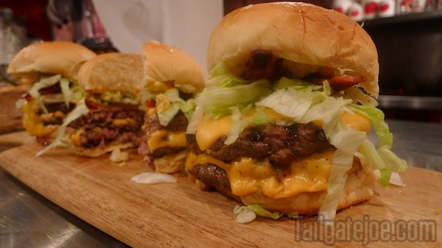 tailgatejoe-tailgate-double-signature-burger