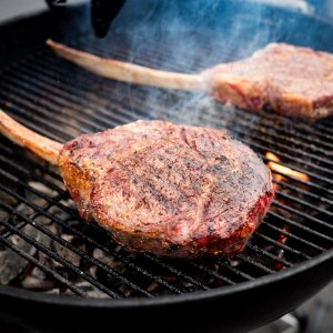tailgatejoe tomahawk steak